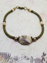 Desert Tan Pearl and Bronze Bracelet